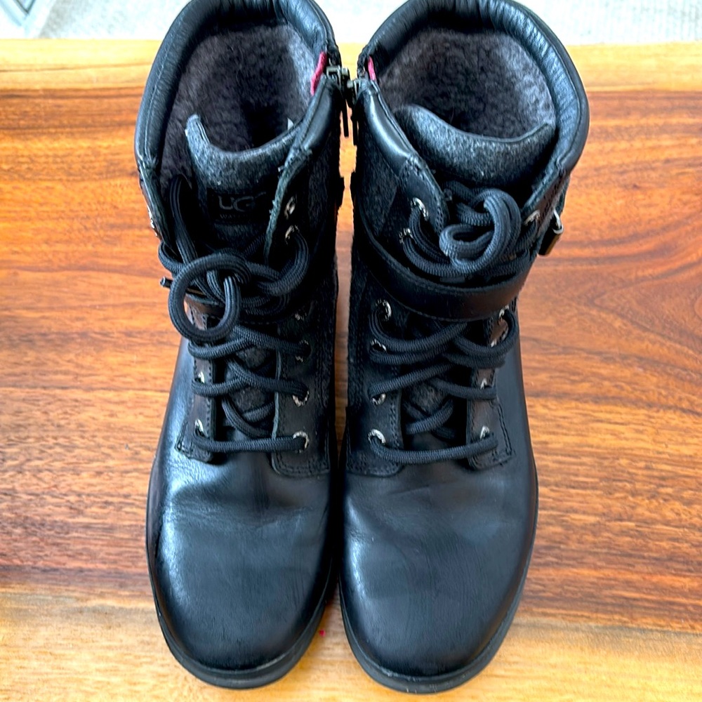 UGG Kesey women’s boot